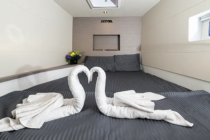 Fountaine Pajot MY6 - 