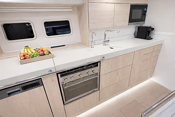 Hanse custom Italian sea group - 