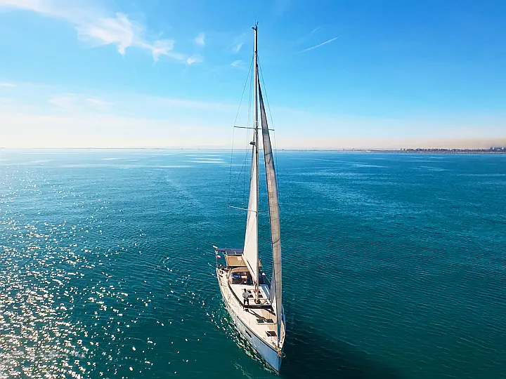 Bavaria C57 - 