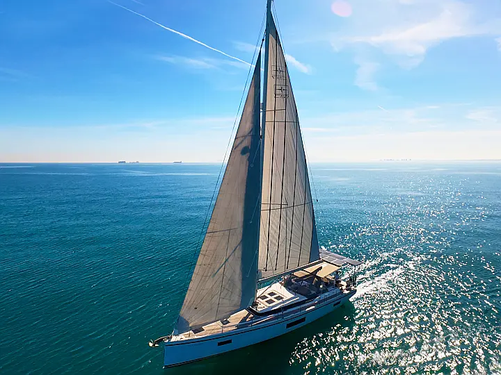 Bavaria C57 - 