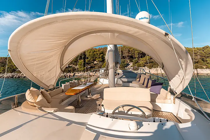 Luxury Sailing Yacht - 