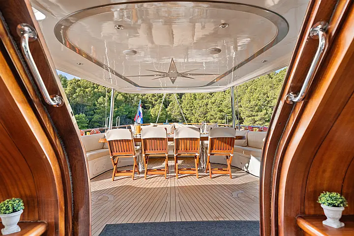 Luxury Sailing Yacht - 