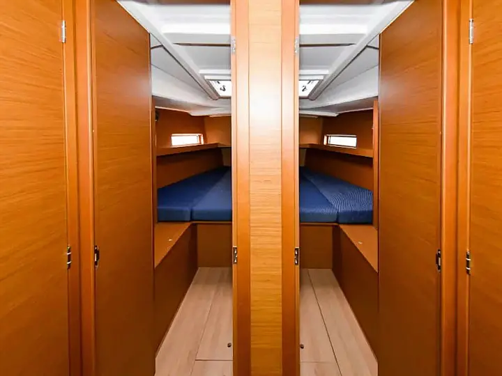Sun Loft 47 (7 cab.) - 