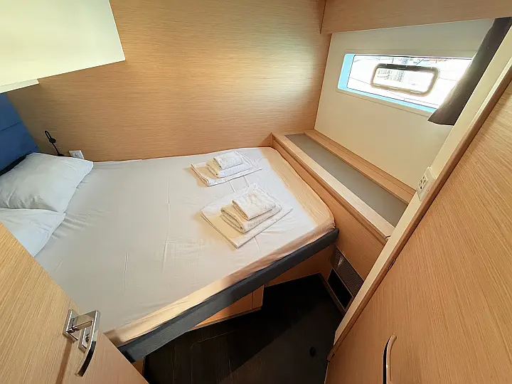 Aura 51 - 