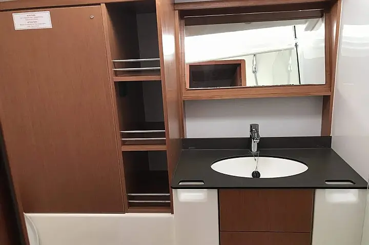 Bavaria Cruiser 51 (5 cab.) - 
