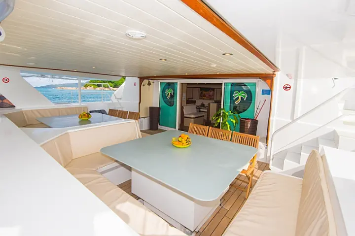 Cocktail Praslin 4-12 Cab. - Cabin Cruise Seychelles - Outside Area