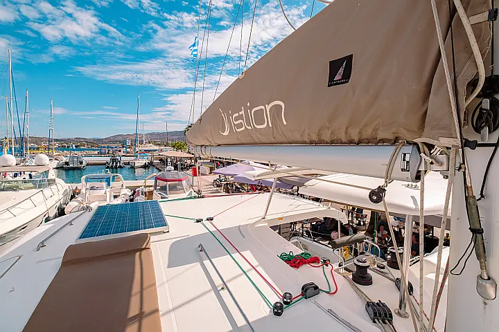Lagoon 42 A/C & GEN - 
