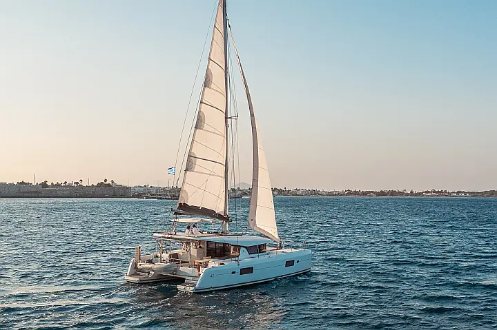 Lagoon 42 A/C & GEN - 
