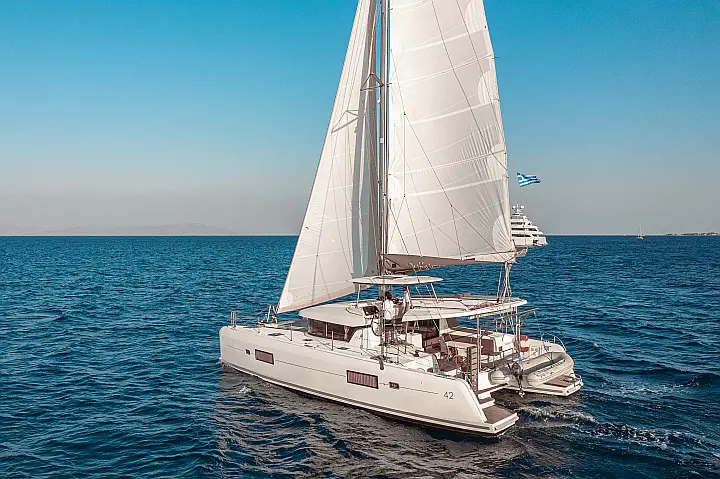 Lagoon 42 A/C & GEN - 