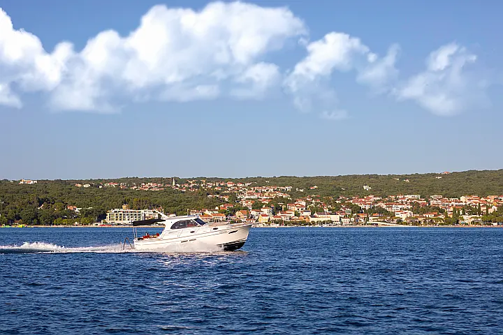 Adriana 36 - 