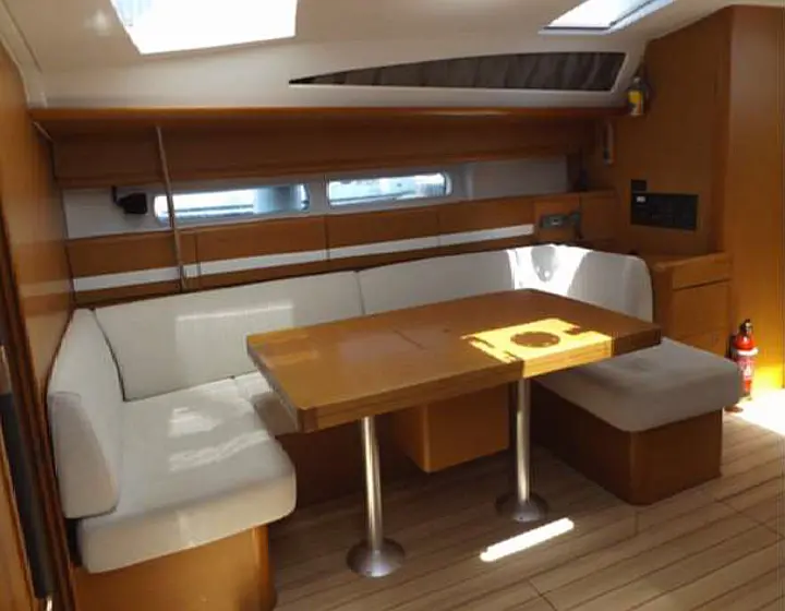 Jeanneau 53 (6 cab.) - 
