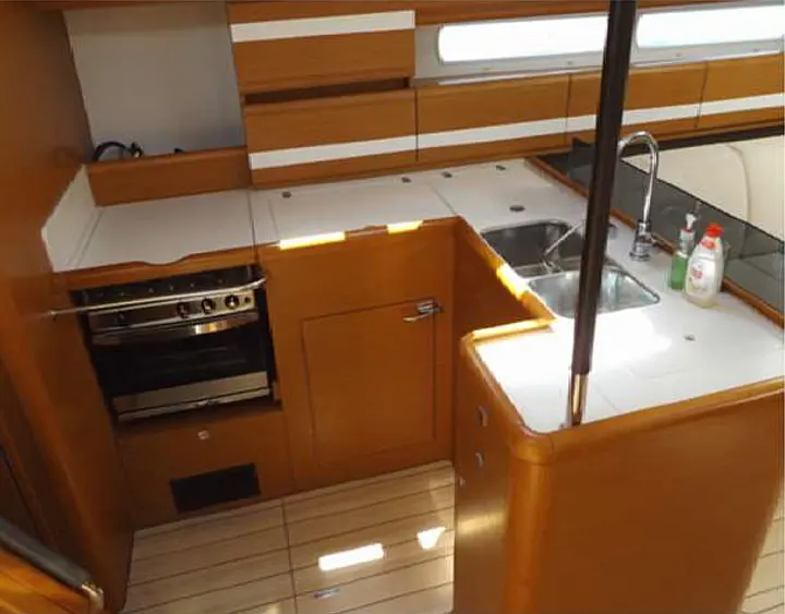 Jeanneau 53 (6 cab.) - 