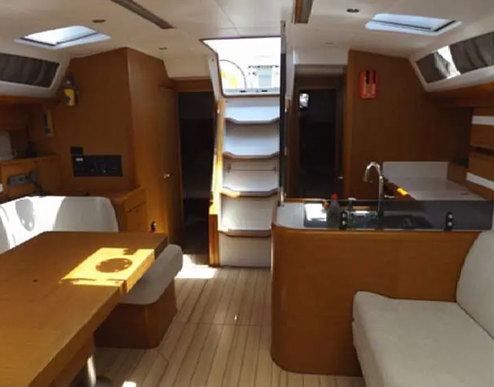 Jeanneau 53 (6 cab.) - 