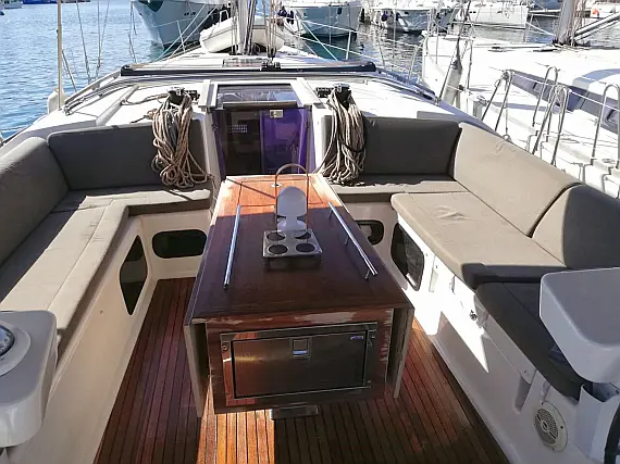 Dufour 520 GL (5 Cab.)