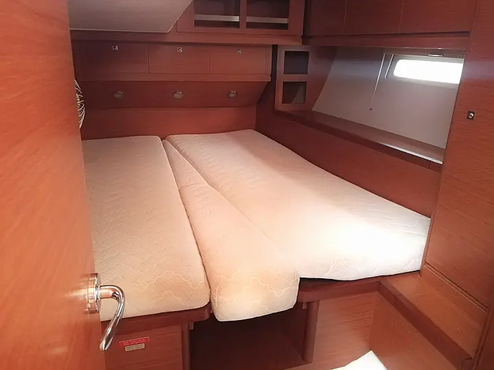 Dufour 520 GL (5 Cab.) - 