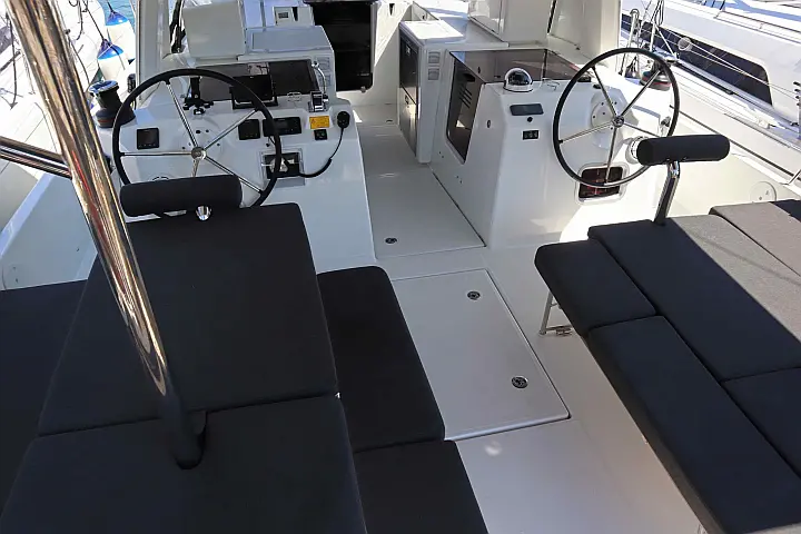 Sun Loft 47 (7 cab.) - 