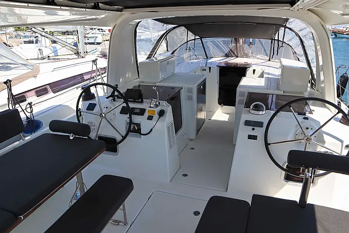Sun Loft 47 (7 cab.) - 