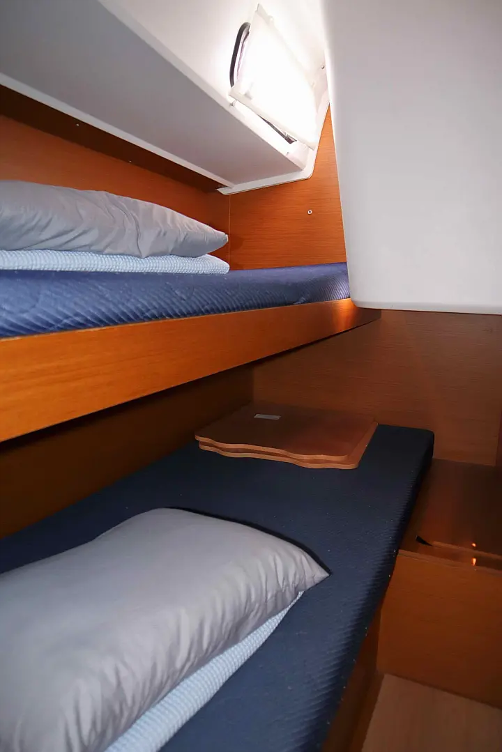 Sun Loft 47 (7 cab.) - 