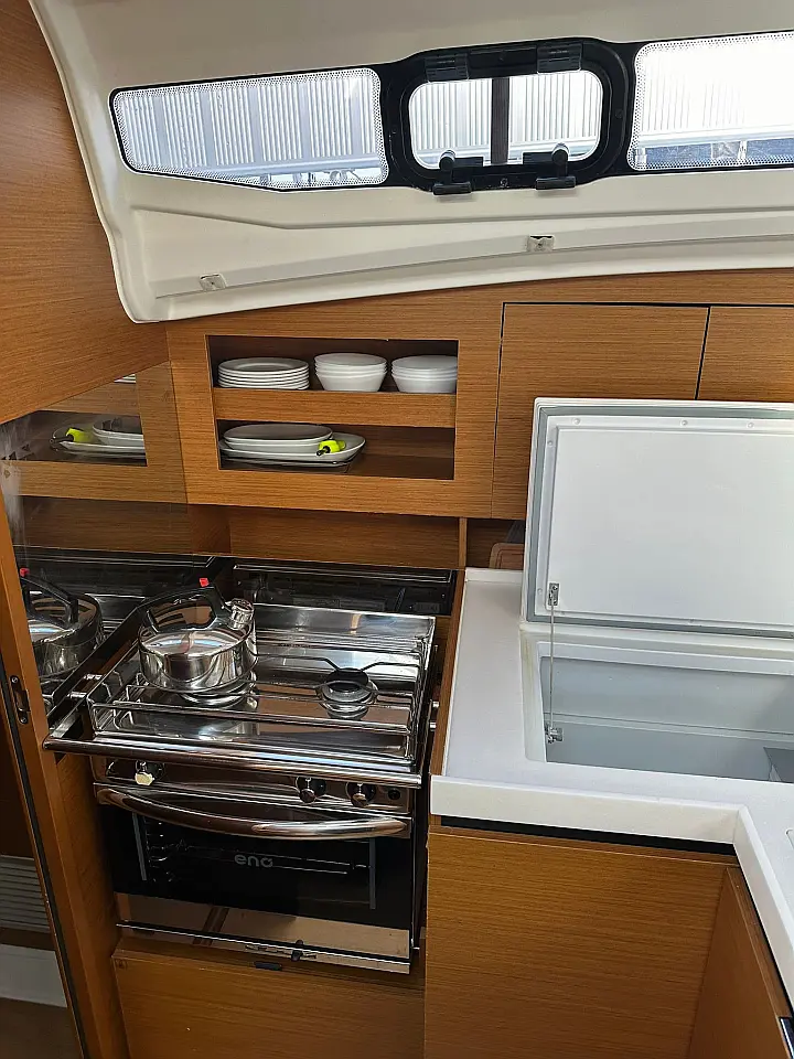 Sun Odyssey 380 - 