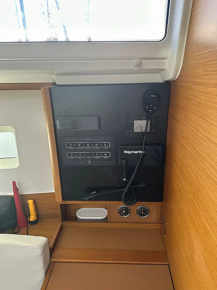 Sun Odyssey 380 - 