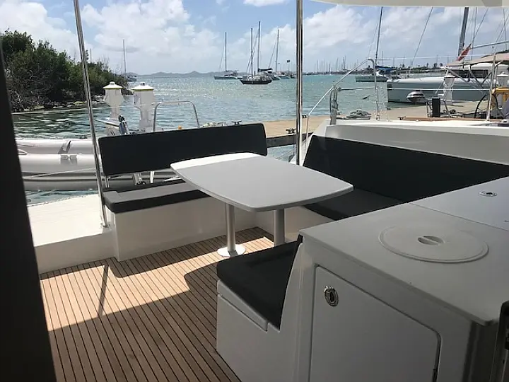 Lagoon 450 Fly - 