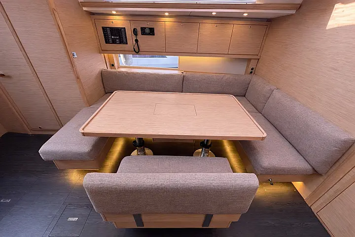 Dufour 470 - 