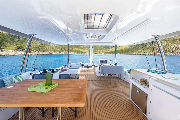 Lagoon 60 - 