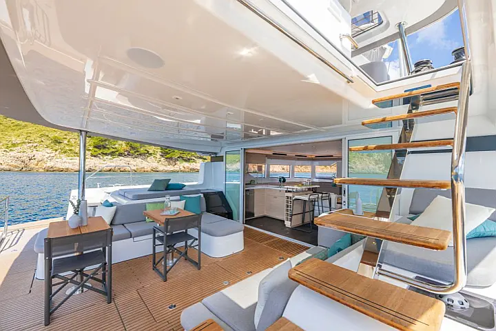 Lagoon 60 - 