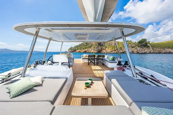 Lagoon 60 - 