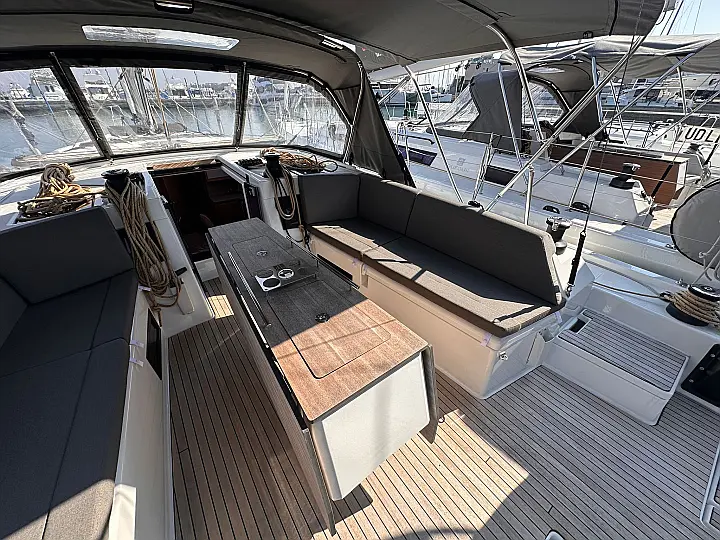 Dufour 470 - 