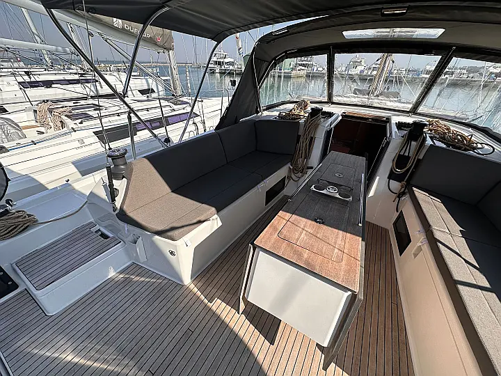 Dufour 470 - 