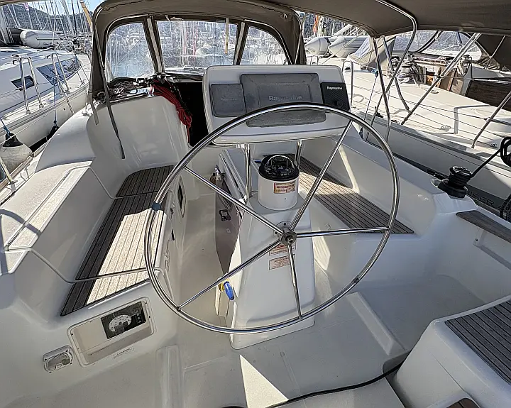 Sun Odyssey 36i - 