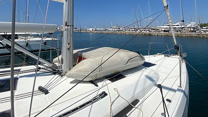 Oceanis 40.1 (3 double and 1 bunk beds) - 