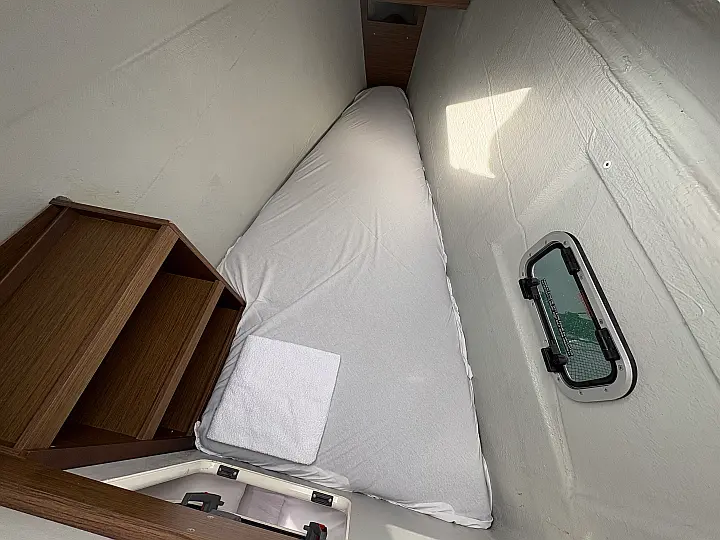 Lagoon 42 - 