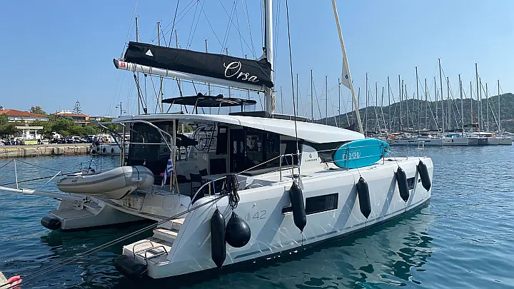 Lagoon 42 (A/C, Watermaker, Gen)_12 - 