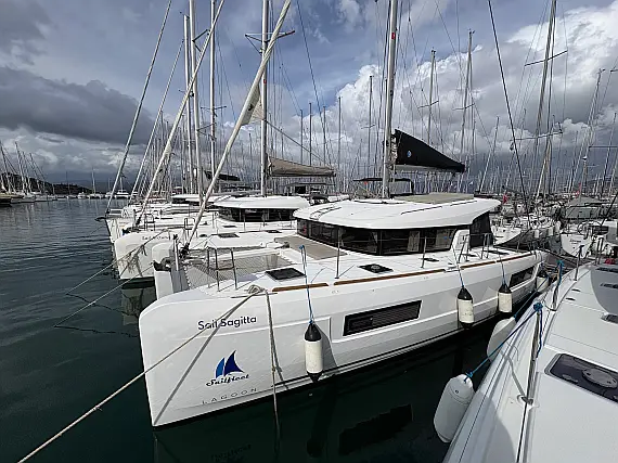 Lagoon 40