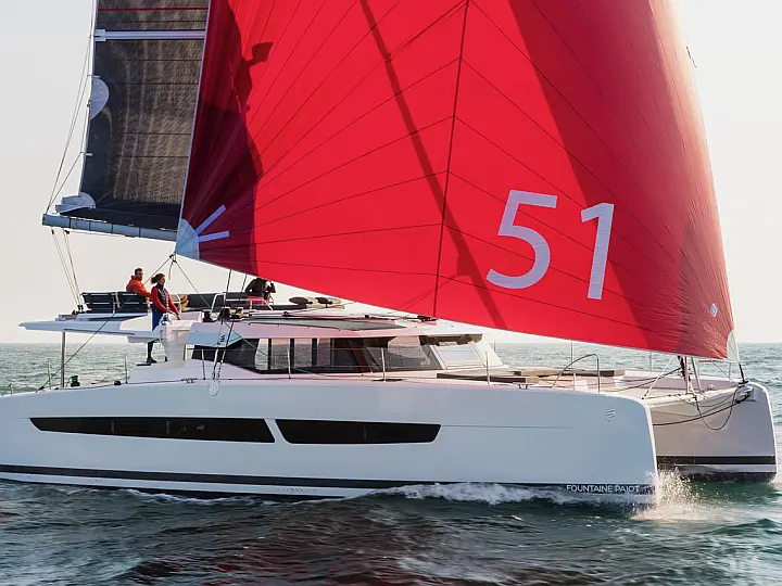 Aura 51 - External image