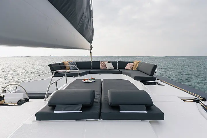 Aura 51 - 