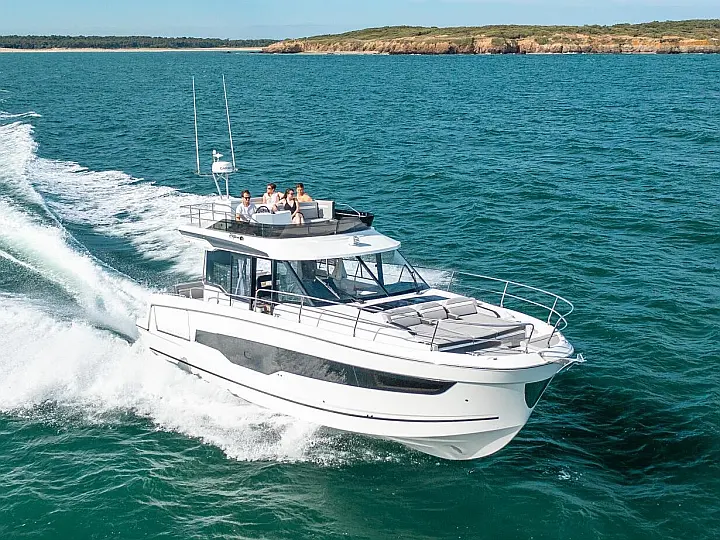 Merry Fisher 1295 - External image