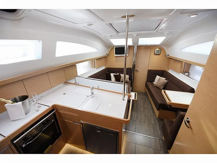 Elan 40 Impression - interior