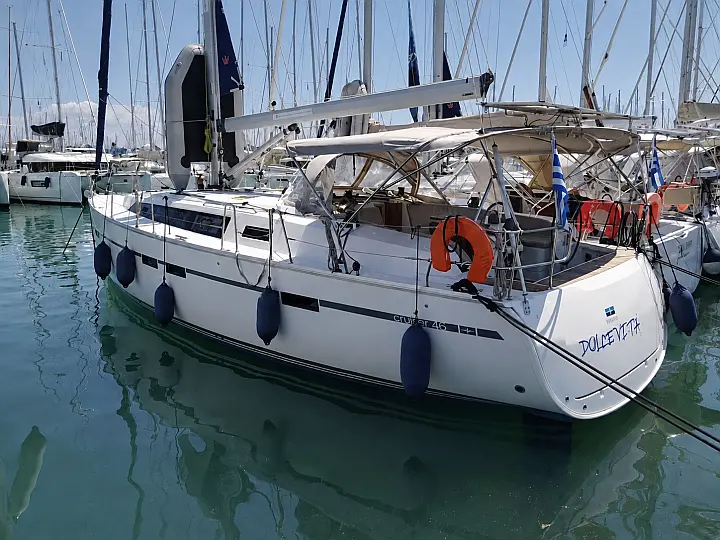 Bavaria Cruiser 46 - External image