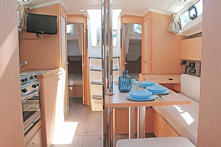 Oceanis 38.1 - 