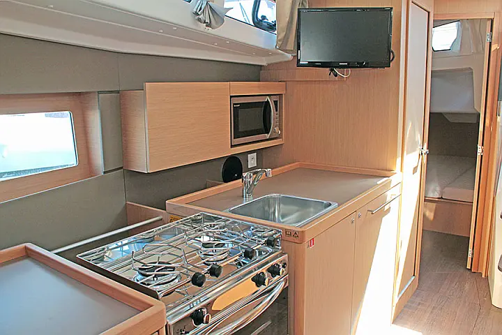 Oceanis 38.1 - 