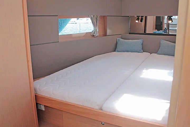 Oceanis 38.1 - 