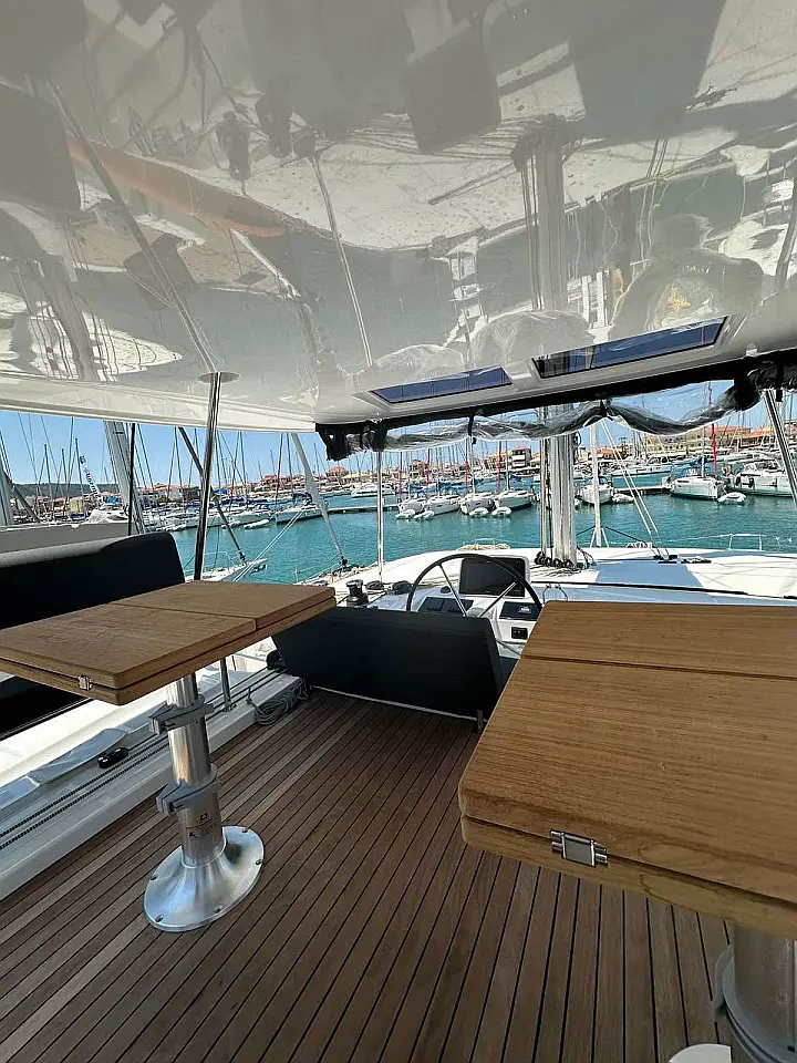 Lagoon 46 - 