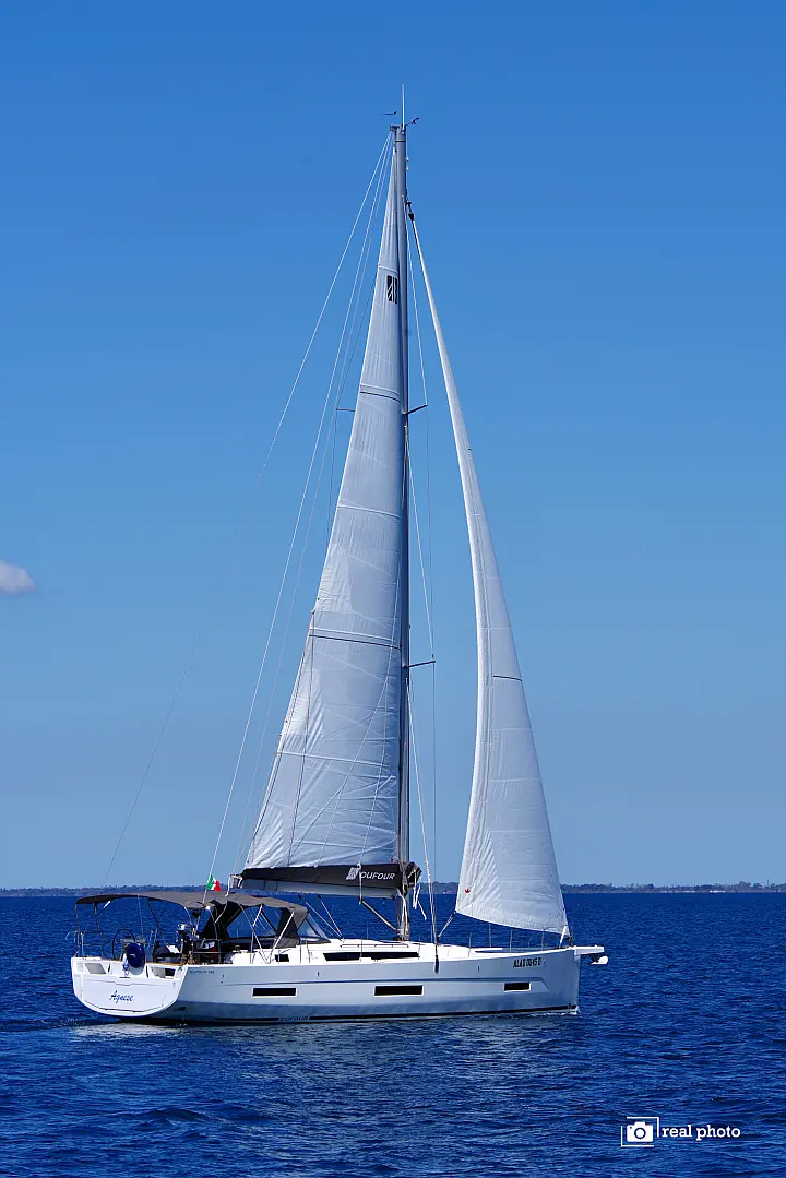 Dufour 530 - 