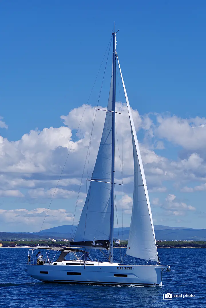 Dufour 530 - 