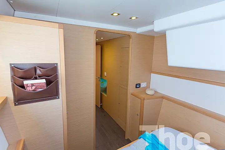 Lagoon 450 Fly A/C & GEN - 