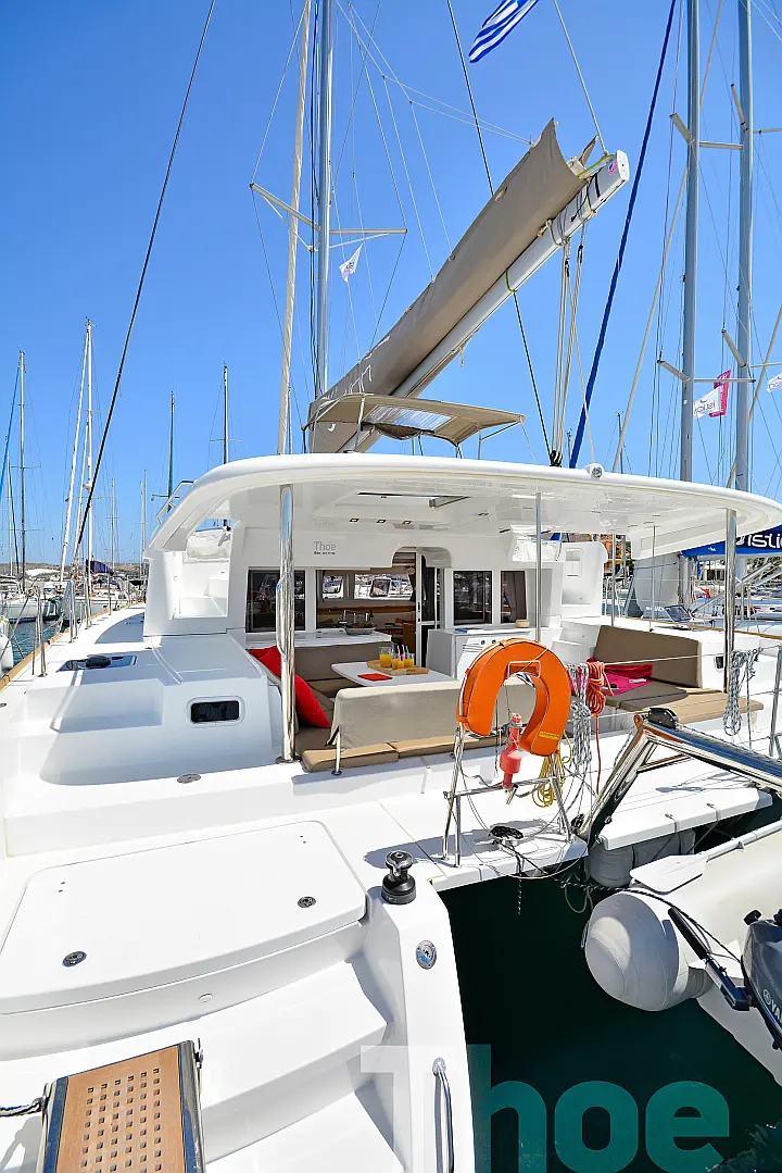 Lagoon 450 Fly A/C & GEN - 