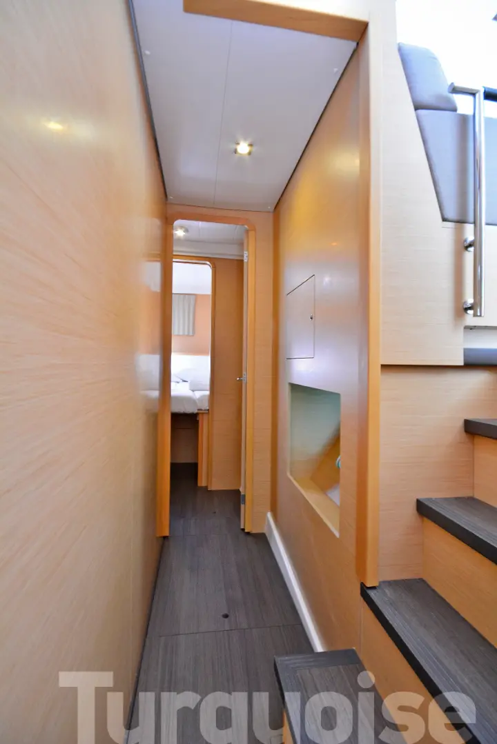 Lagoon 400 S2. - 